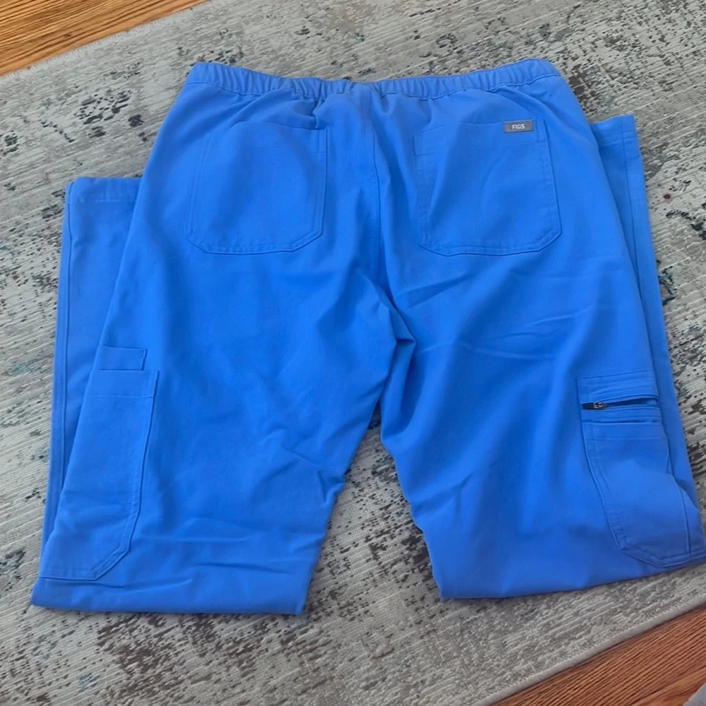 Figs men’s cairo